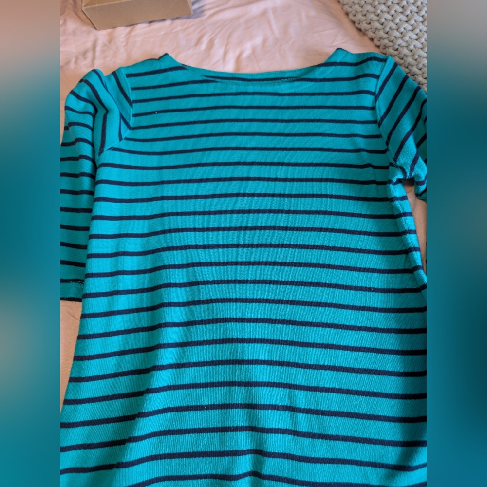 L.L. Bean L Striped greenish Blue Color striped Women's Top. 3/4 Sleeve. - Picture 10 of 10